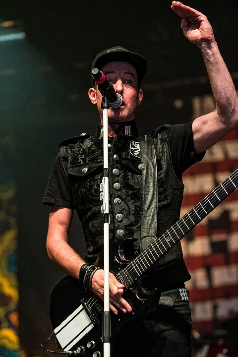 Janez Detd @ Boerenrock 2016, foto 22, foto's door Edwin Houdevelt - FrontView Magazine