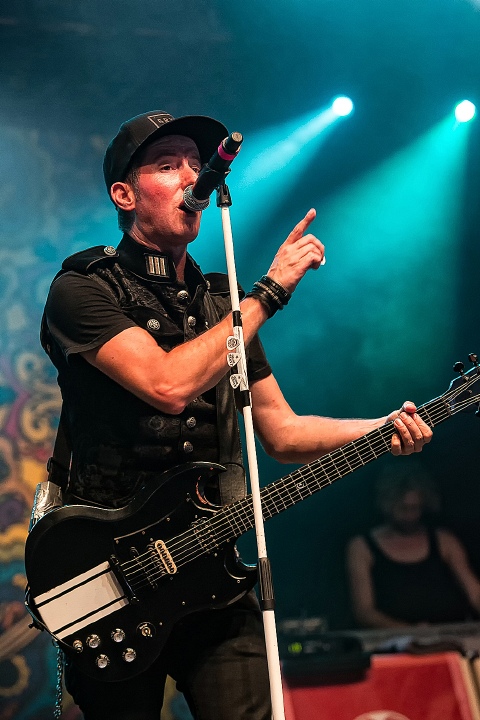 Janez Detd @ Boerenrock 2016, foto 30, foto's door Edwin Houdevelt - FrontView Magazine