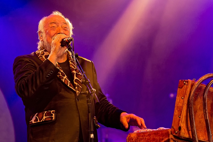 Urbanus & De Fanfaar @ Boerenrock 2016, foto 31, foto's door Edwin Houdevelt - FrontView Magazine