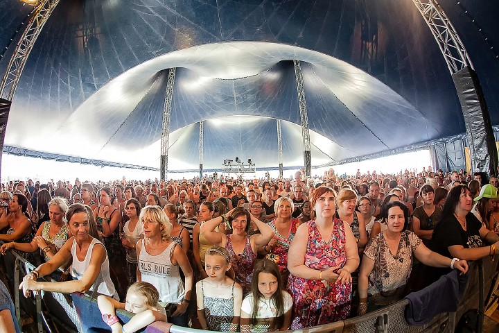 De Romeo's @ Boerenrock 2016, foto 29, foto's door Edwin Houdevelt - FrontView Magazine