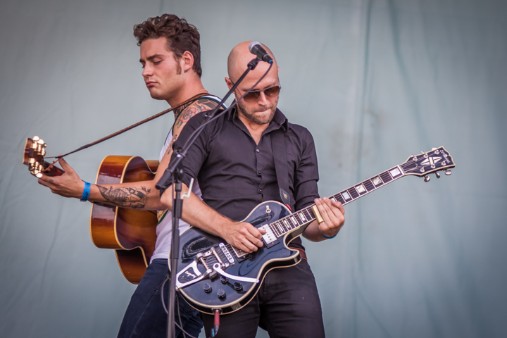 Douwe Bob @ Strandfestival ZAND, foto 3, foto's door Frank Bogers - FrontView Magazine