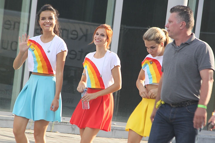 K3 @ Dag van het Zand in Lommel, picture 1, photographed by Heidi Elen - FrontView Magazine