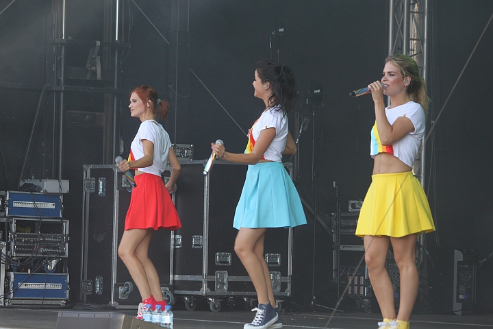 K3 @ Dag van het Zand in Lommel, picture 4, photographed by Heidi Elen - FrontView Magazine