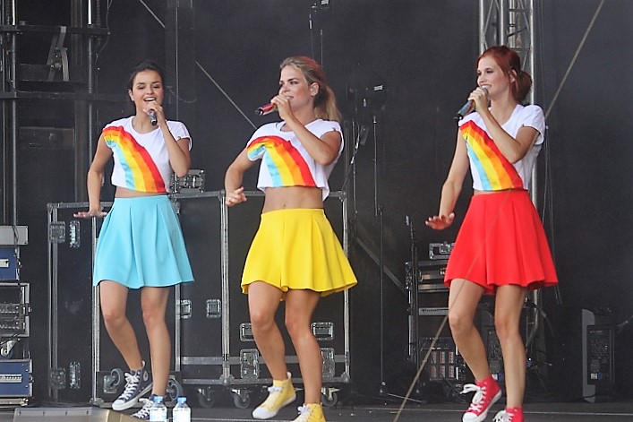 K3 @ Dag van het Zand in Lommel, picture 6, photographed by Heidi Elen - FrontView Magazine