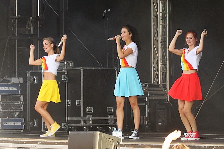 K3 @ Dag van het Zand in Lommel, picture 9, photographed by Heidi Elen - FrontView Magazine