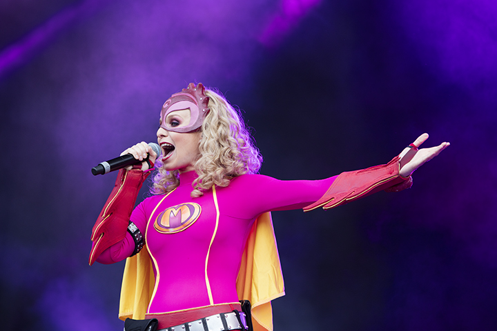 Mega Mindy @ Maanrock 2016, picture 8, photographed by Frank Lambrechts - FrontView Magazine