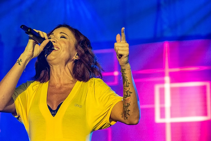 Natalia @ Boerenrock 2016, foto 7, foto's door Edwin Houdevelt - FrontView Magazine
