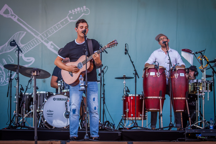 Nielson @ Strandfestival ZAND, foto 6, foto's door Frank Bogers - FrontView Magazine