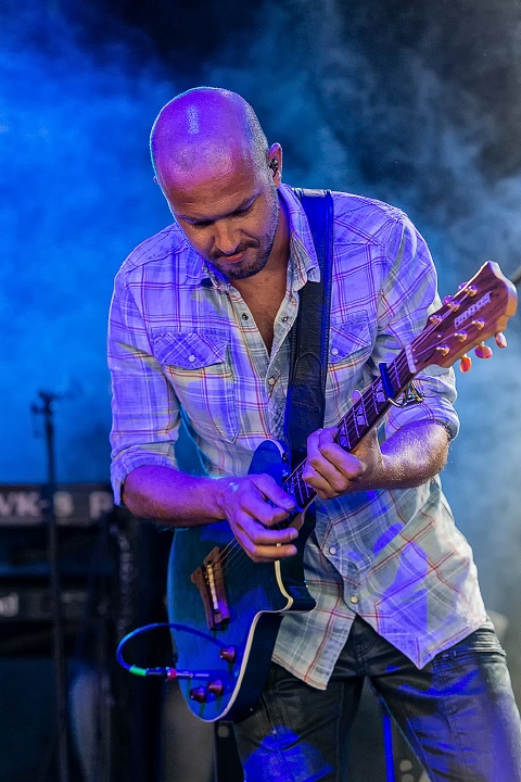 Stan Van Samang @ Boerenrock 2016, foto 4, foto's door Edwin Houdevelt - FrontView Magazine
