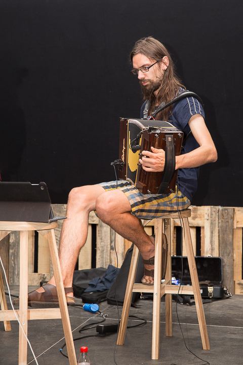 Tom & Jerry @ BoombalFestival Dag 2 Lovendegem, picture 3, photographed by Guy Danneels - FrontView Magazine