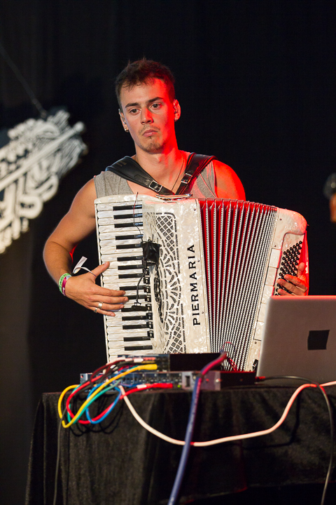 Fao Fao @ BoombalFestival Dag 4 Lovendegem, picture 18, photographed by Guy Danneels - FrontView Magazine