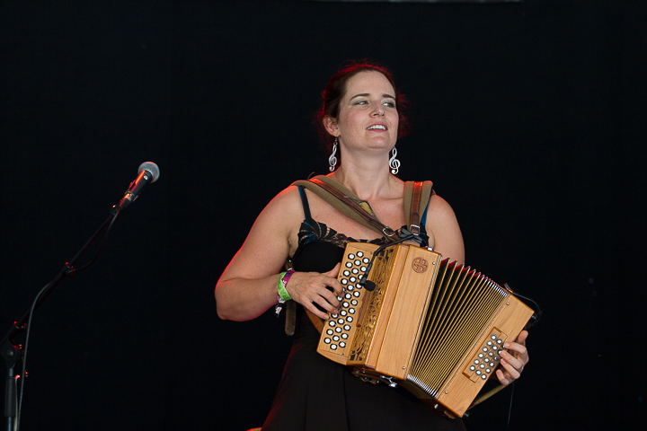 Trio Loubelya @ BoombalFestival Dag 3 Lovendegem, picture 2, photographed by Guy Danneels - FrontView Magazine