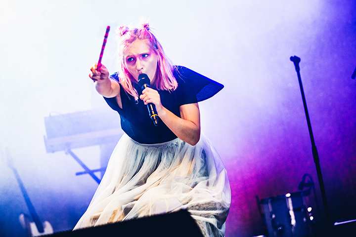 Alice on the Roof @ Crammerock 2016, picture 4, photographed by Elke Briers - FrontView Magazine