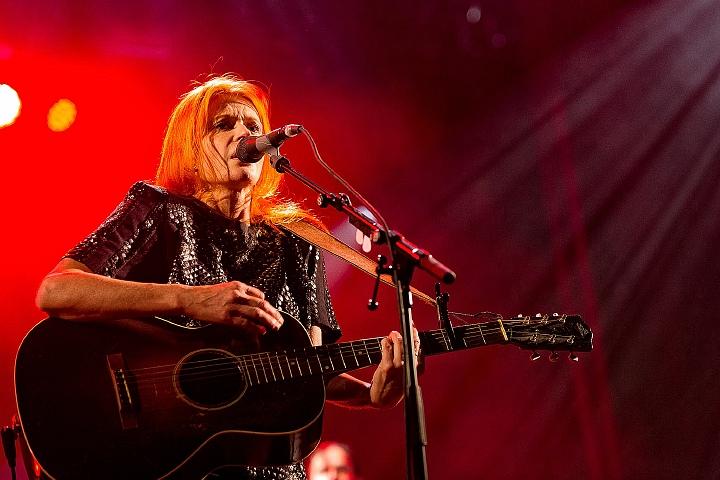 Axelle Red @ Villa Pace 2016, picture 1, photographed by Edwin Houdevelt - FrontView Magazine