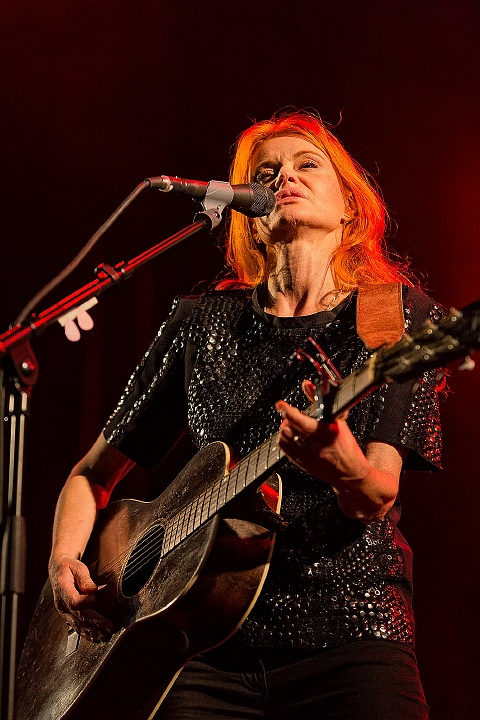 Axelle Red @ Villa Pace 2016, picture 7, photographed by Edwin Houdevelt - FrontView Magazine