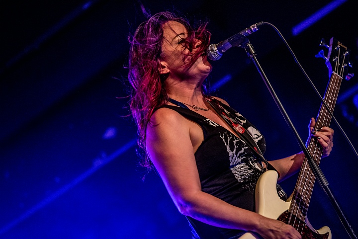 L 7 @ Muziekodroom, foto 5, foto's door Luc Luyten - FrontView Magazine