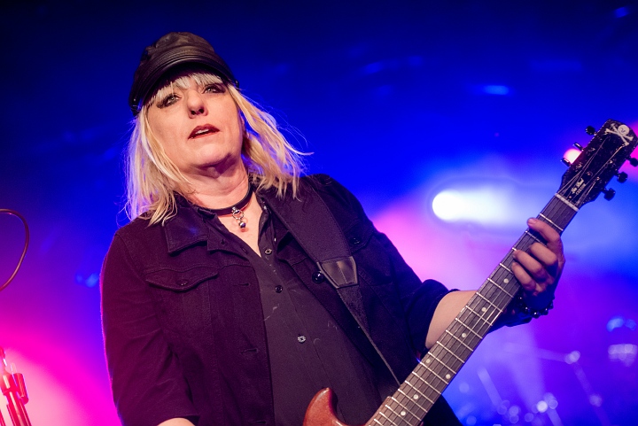 L 7 @ Muziekodroom, foto 19, foto's door Luc Luyten - FrontView Magazine