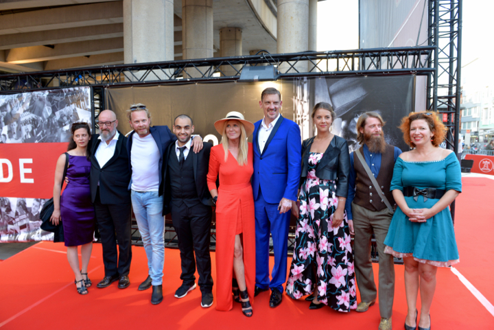 everybody Happy ! Premiére sfeerbeelden. @ Oostende Kursaal, picture 28, photographed by Bart Baevegems - FrontView Magazine
