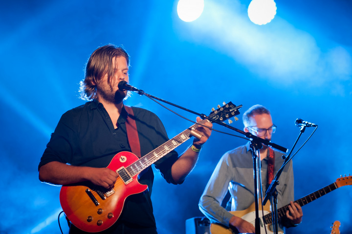 Intergalactic Lovers @ Ten Vrede Diksmuide, picture 5, photographed by Devid Camerlynck - FrontView Magazine