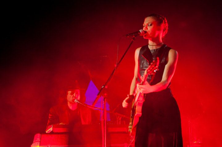 Trixie Whitley @ Ten Vrede Diksmuide, picture 30, photographed by Devid Camerlynck - FrontView Magazine