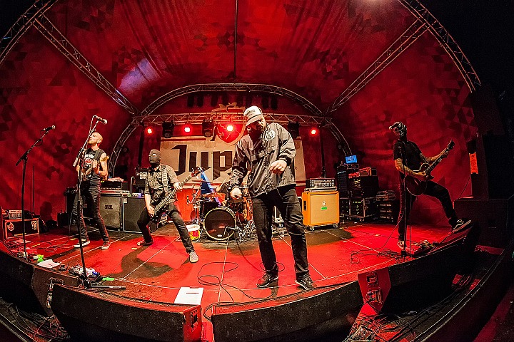 Fleddy Melculy @ Olensfest 2016, picture 20, photographed by Edwin Houdevelt - FrontView Magazine