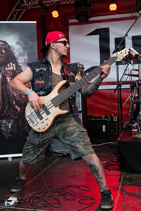 Leave Scars @ Olensfest 2016, picture 5, photographed by Edwin Houdevelt - FrontView Magazine