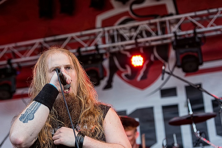 Leave Scars @ Olensfest 2016, picture 7, photographed by Edwin Houdevelt - FrontView Magazine