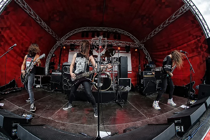 Schizophrenia @ Olensfest 2016, picture 10, photographed by Edwin Houdevelt - FrontView Magazine
