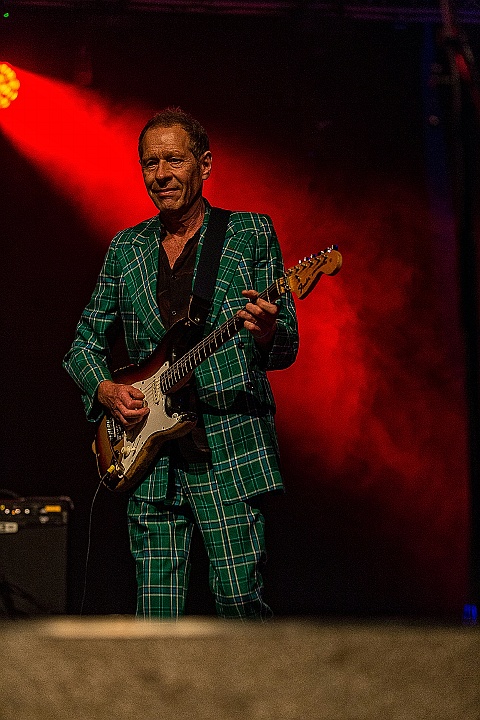 MUD @ Olensfest 2016, picture 15, photographed by Edwin Houdevelt - FrontView Magazine
