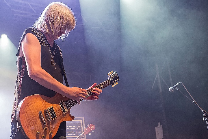 Nazareth @ Olensfest 2016, picture 47, photographed by Edwin Houdevelt - FrontView Magazine