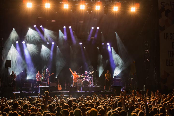 Manu Chao & La Ventura @ ManiFiesta, picture 8, photographed by Dieter  Boone - FrontView Magazine