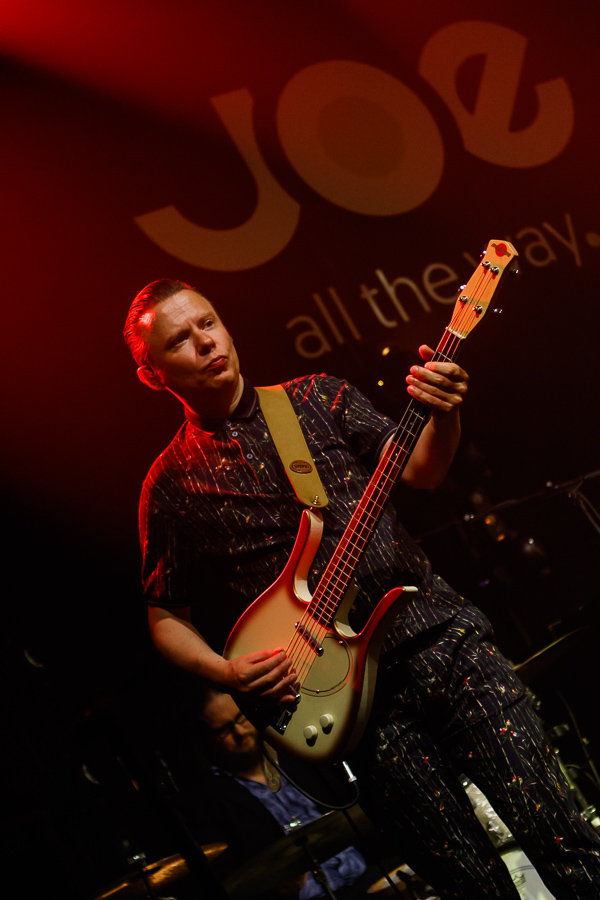 Hooverphonic @ Joe All The Way, picture 25, photographed by Alex Wyckmans - FrontView Magazine