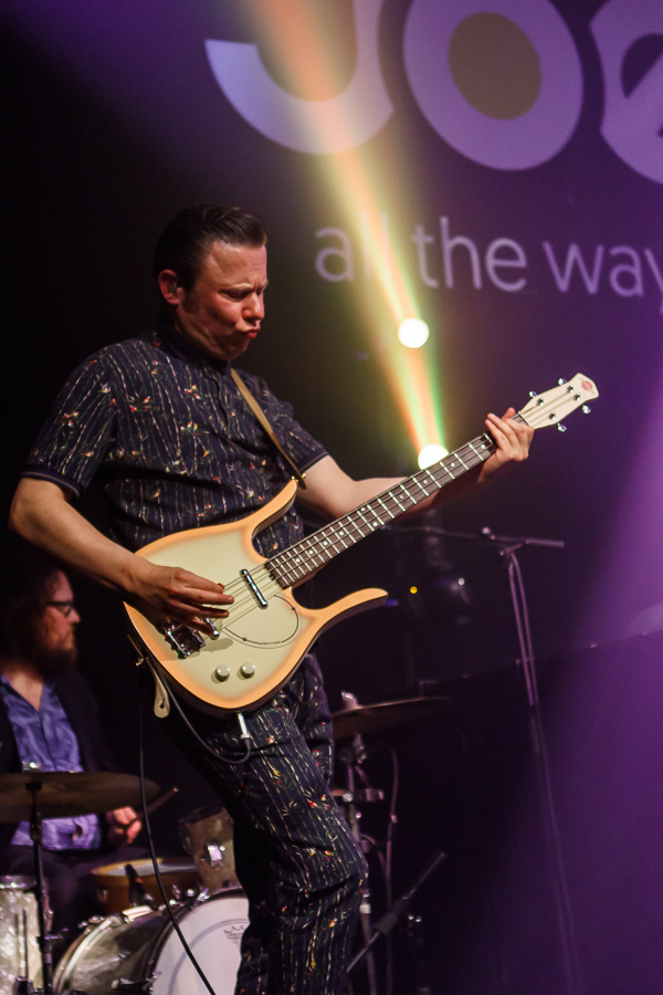 Hooverphonic @ Joe All The Way, picture 42, photographed by Alex Wyckmans - FrontView Magazine