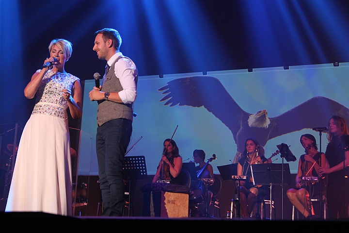 Dana Winner "Puur" @ Ethias Theater, picture 10, photographed by Heidi Elen - FrontView Magazine