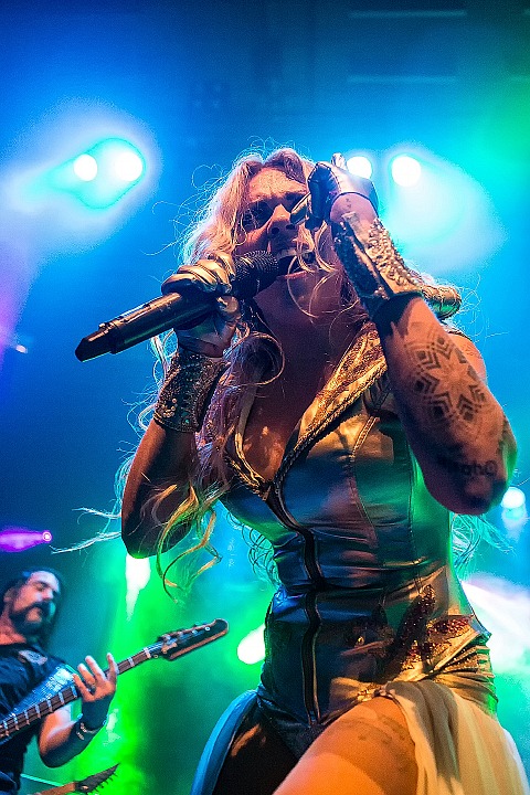 Kobra & The Lotus @ Femme 2016, picture 10, photographed by Edwin Houdevelt - FrontView Magazine