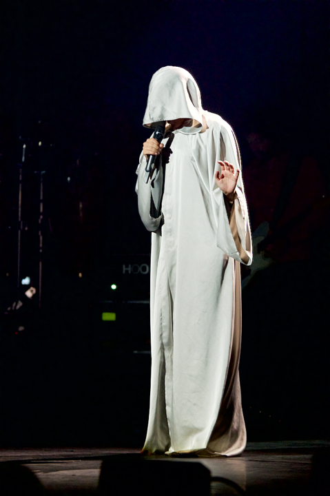 Natalia, In My Blood Summer Tour @ Capitole Gent, picture 1, photographed by Bart Baevegems - FrontView Magazine
