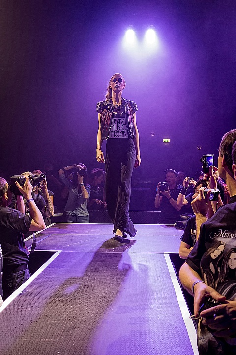 mode show, Ingeborg Steenvorst met Chirra Niva @ Femme 2016, picture 24, photographed by Edwin Houdevelt - FrontView Magazine