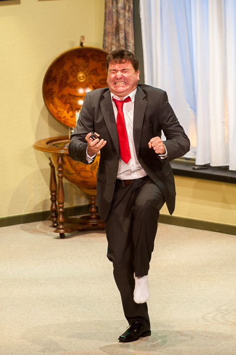 Première Ik werk met mijn ellebogen! @ echt Antwaarps teater, picture 25, photographed by Goele Bormans - FrontView Magazine