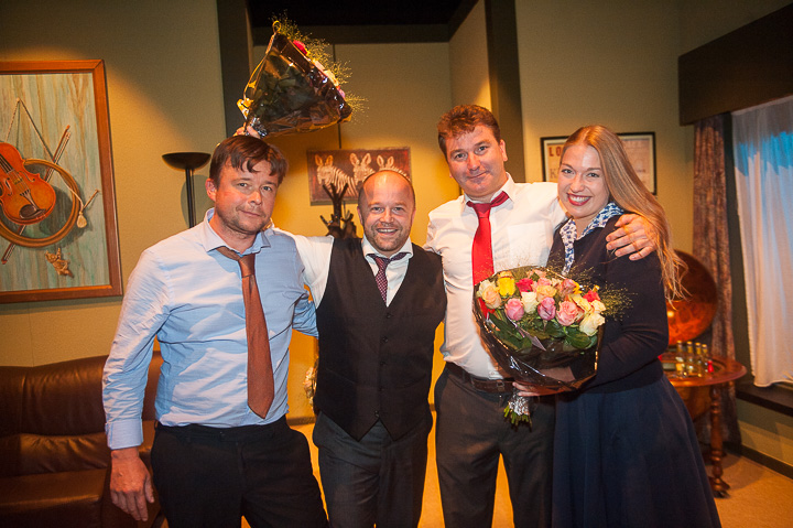 Première Ik werk met mijn ellebogen! @ echt Antwaarps teater, picture 71, photographed by Goele Bormans - FrontView Magazine