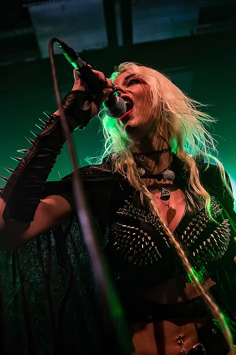 Shadowrise @ Femme 2016, picture 5, photographed by Edwin Houdevelt - FrontView Magazine