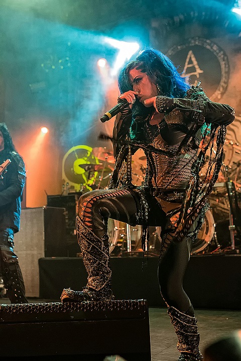 Arch Enemy @ Femme 2016, foto 7, foto's door FrontView Magazine