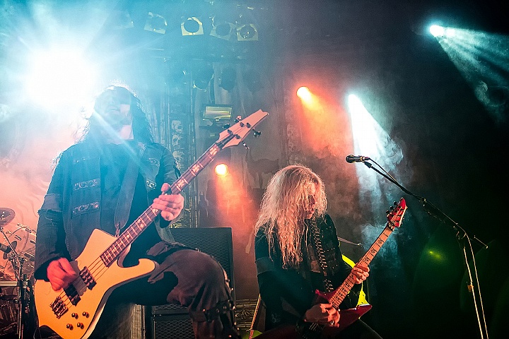 Arch Enemy @ Femme 2016, foto 10, foto's door FrontView Magazine