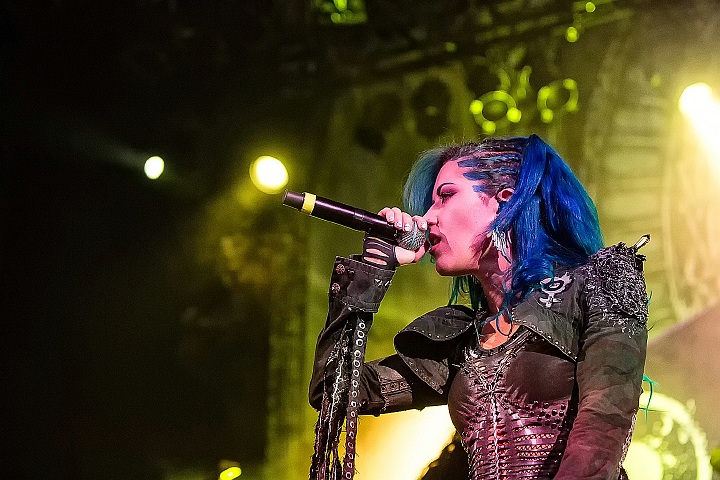 Arch Enemy @ Femme 2016, foto 19, foto's door FrontView Magazine