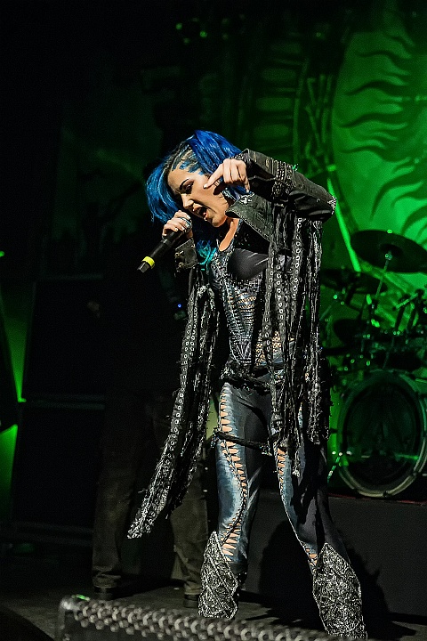 Arch Enemy @ Femme 2016, foto 28, foto's door FrontView Magazine