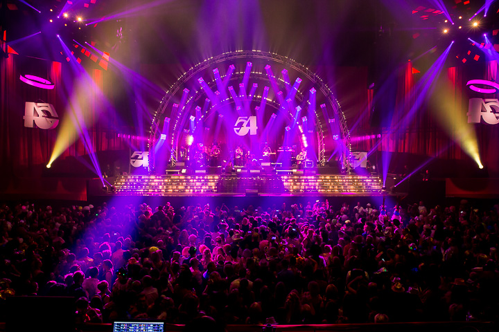 Studio 54 @ Sportpaleis, picture 73, photographed by Marc Verdonck - FrontView Magazine
