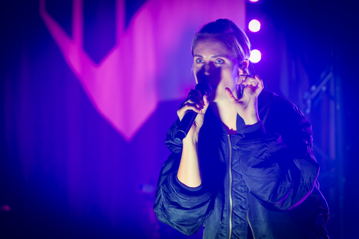 Mø @ AB, foto 2, foto's door Kristof Hayen - FrontView Magazine
