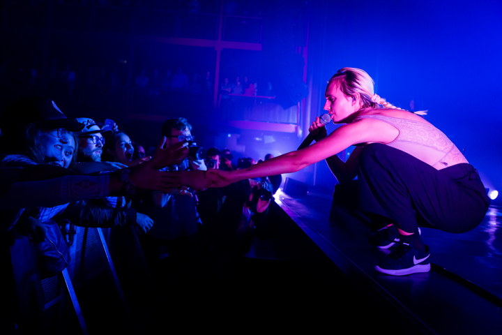 Mø @ AB, foto 8, foto's door Kristof Hayen - FrontView Magazine