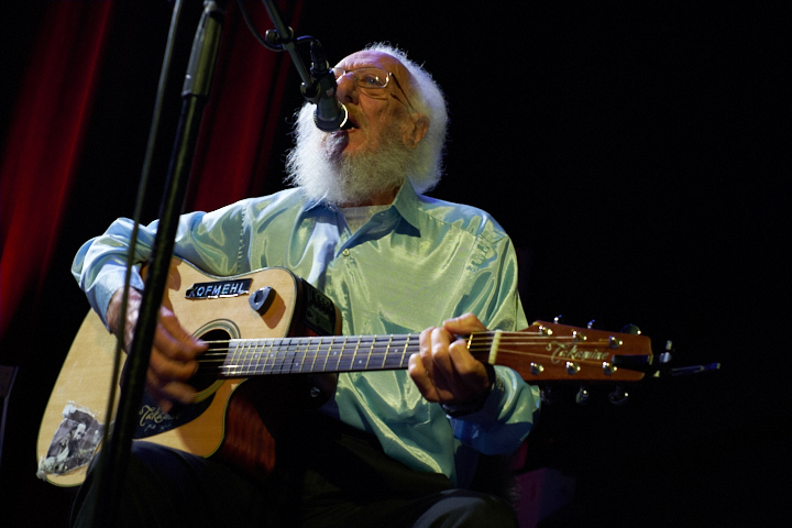 The Dublin Legends (The Dubliners) @ 013, picture 3, photographed by James Van Roosbroeck - FrontView Magazine