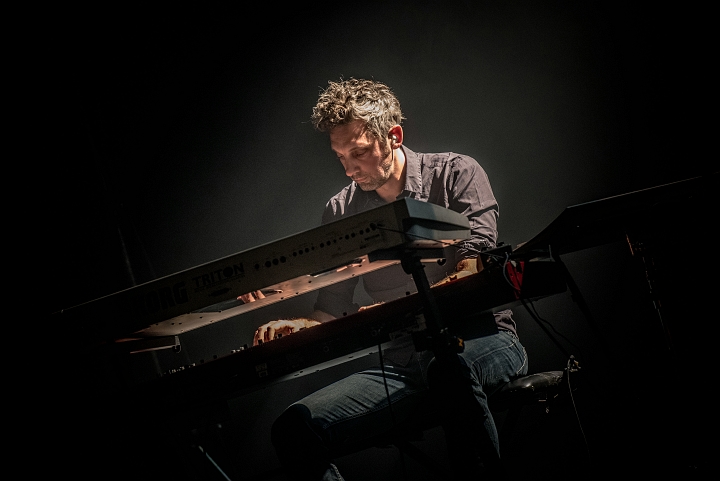 Arno @ Den Amer Diest, picture 19, photographed by Luc Luyten - FrontView Magazine