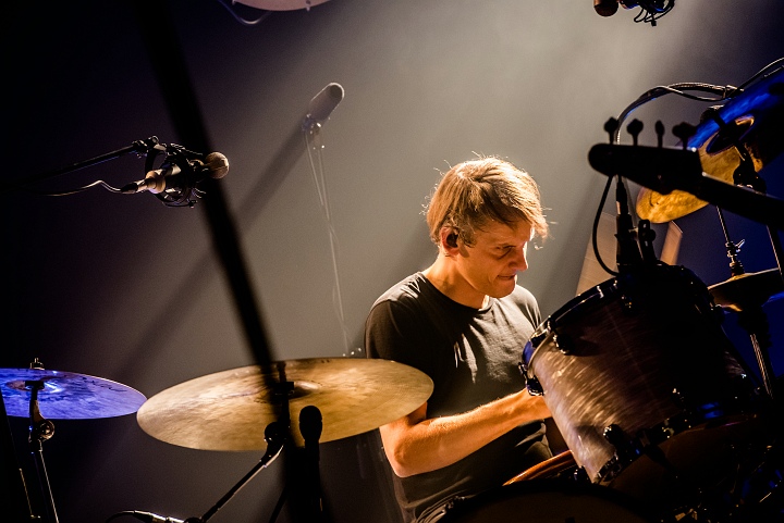 Arno @ Den Amer Diest, picture 38, photographed by Luc Luyten - FrontView Magazine